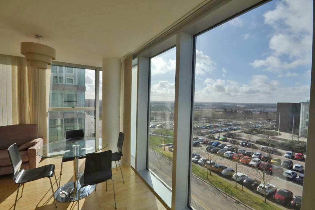 2 Bedroom Apartment to Rent in Milton Keynes, MK9 2DA