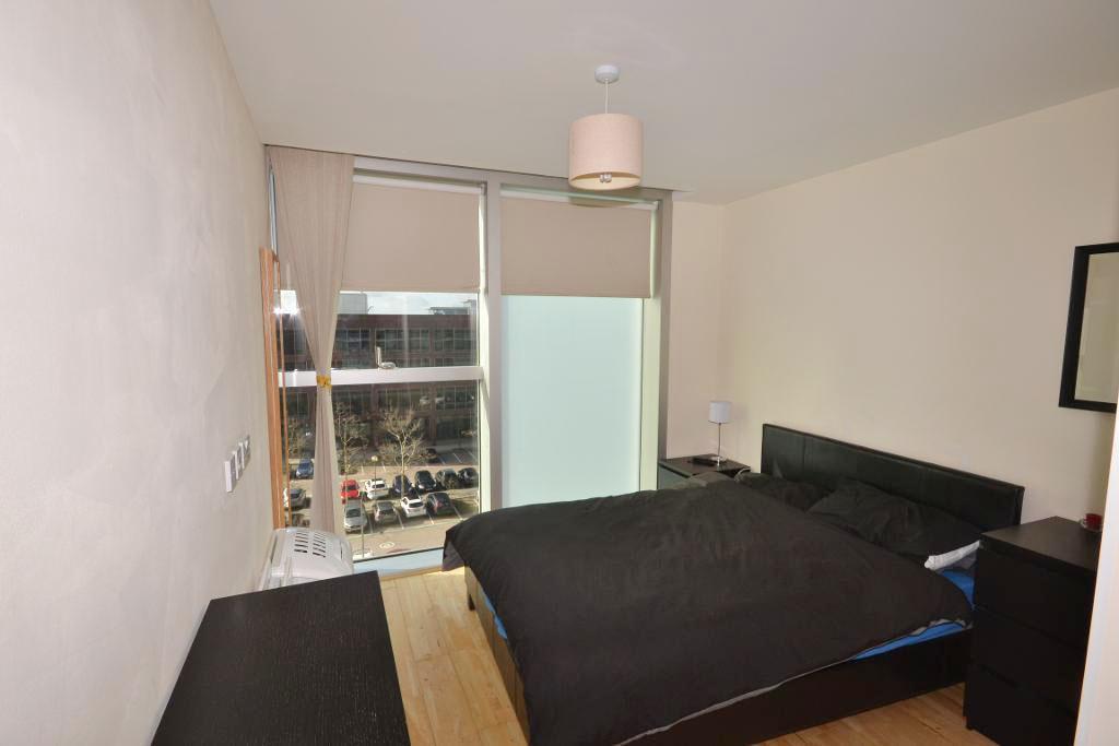 2 Bedroom Apartment to Rent in Milton Keynes, MK9 2DA