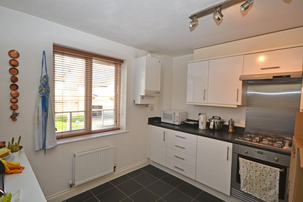 2 Bedroom Apartment to Rent in Milton Keynes, MK15 9EJ