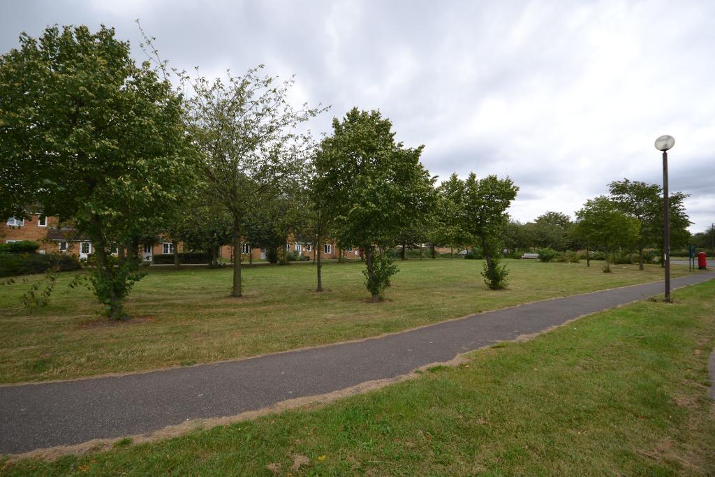 3 Bedroom Terraced to Rent in Milton Keynes, MK10 9DB