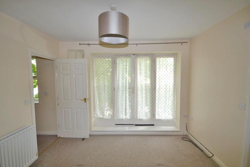 4 Bedroom Terraced to Rent in Milton Keynes, MK5 7HG