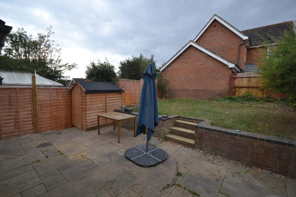 3 Bedroom Detached to Rent in Milton Keynes, MK4 3BZ