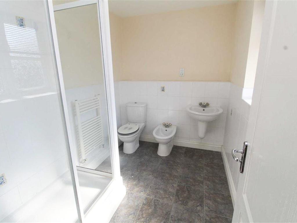 3 Bedroom Apartment to Rent in Milton Keynes, MK5 6FF