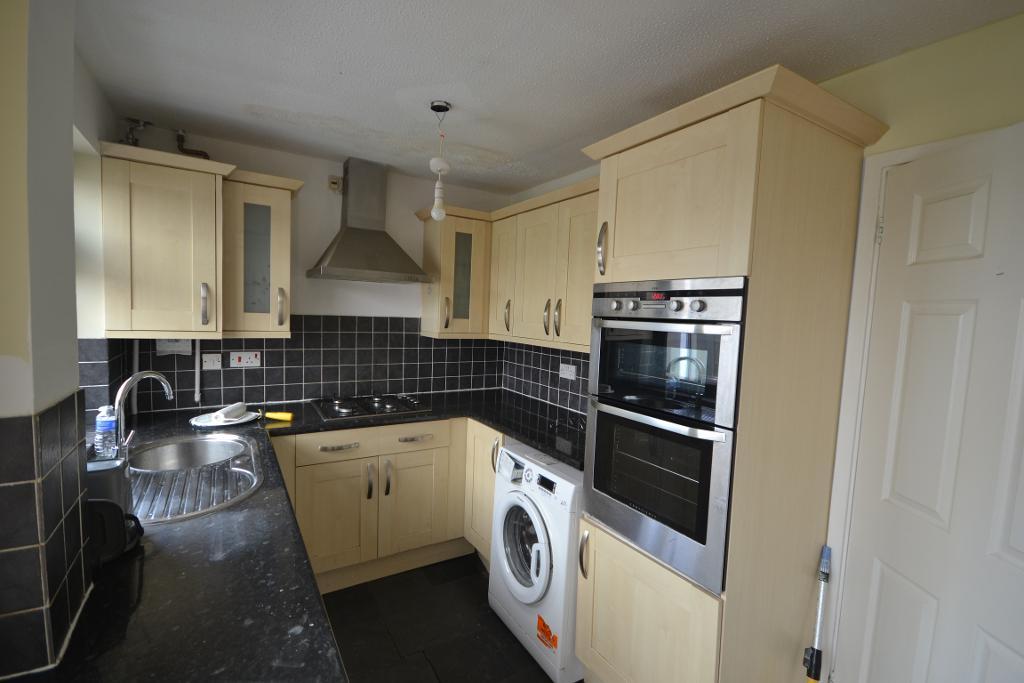 2 Bedroom Semi-Detached to Rent in Milton Keynes, MK8 9DP