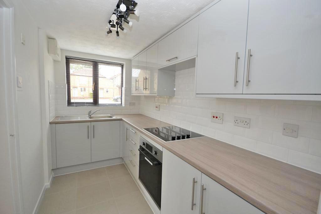 1 Bedroom Semi-Detached to Rent in Milton Keynes, MK7 7LJ