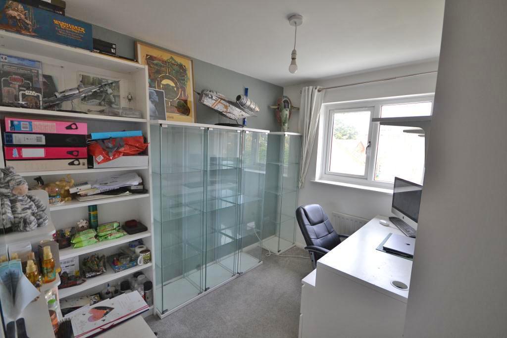 3 Bedroom Detached for Sale in Milton Keynes, MK4 2DF