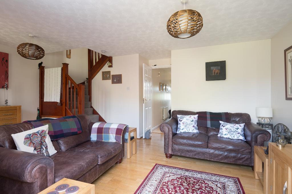 3 Bedroom Semi-Detached for Sale in Milton Keynes, MK6 2LT