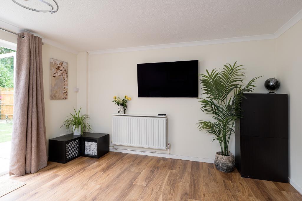 2 Bedroom End Terraced for Sale in Milton Keynes, MK4 2BU