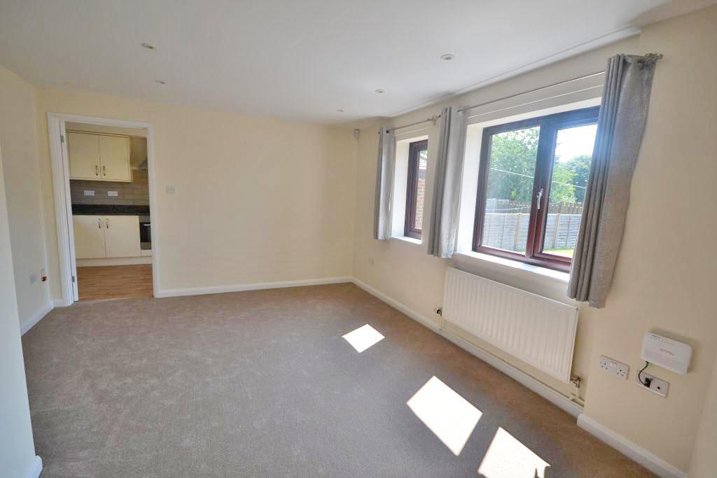 2 Bedroom Terraced to Rent in Milton Keynes, MK5 7DD