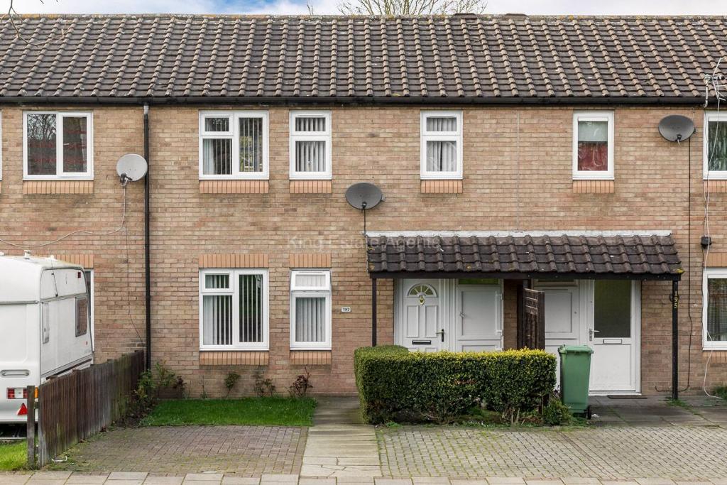 3 Bedroom Terraced for Sale in Milton Keynes, MK14 7PY
