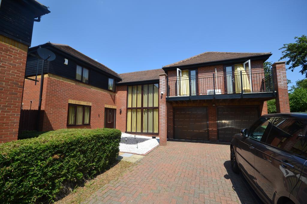 Winstanley Lane, Shenley Lodge, Milton Keynes, Buckinghamshire, MK5 7BT