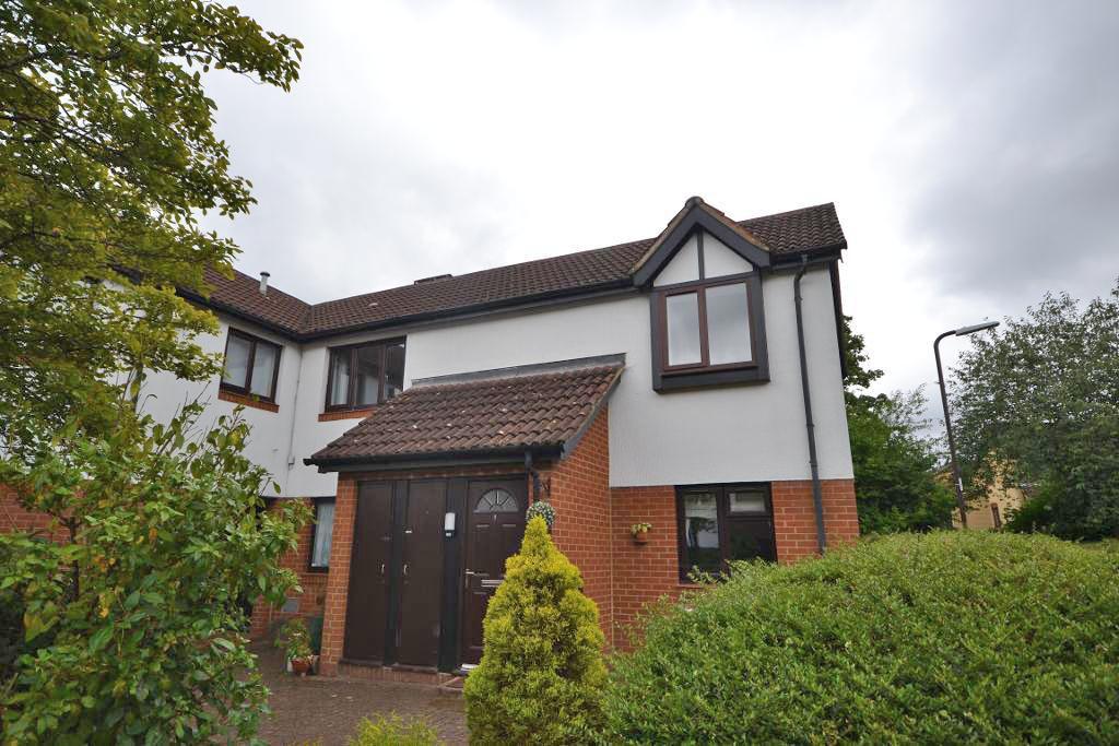 Blackwood Crescent, Blue Bridge, Milton Keynes, Buckinghamshire, MK13 0LP
