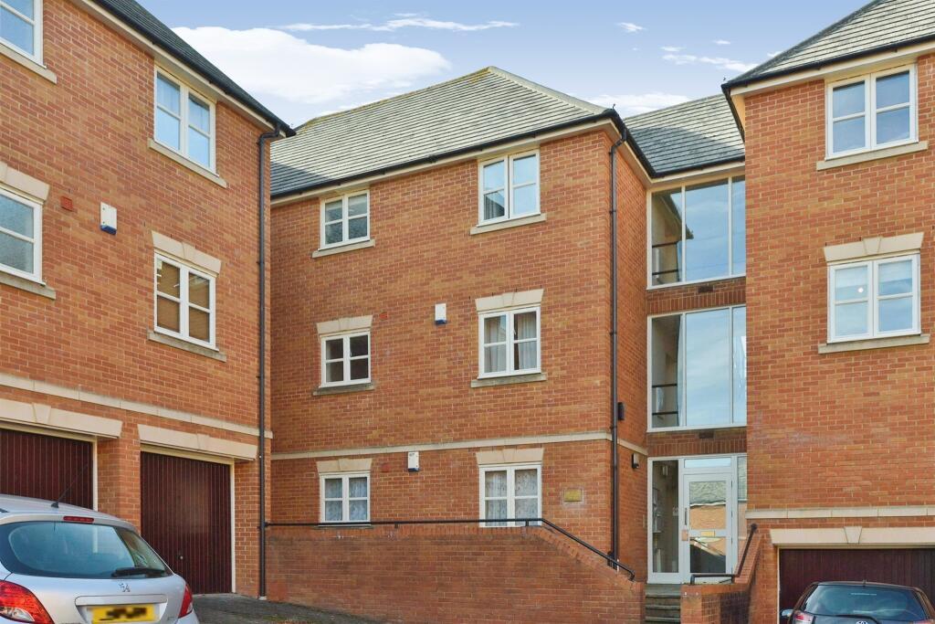 2  Bed Apartment Property to Rent in Milton Keynes, MK5 6FF