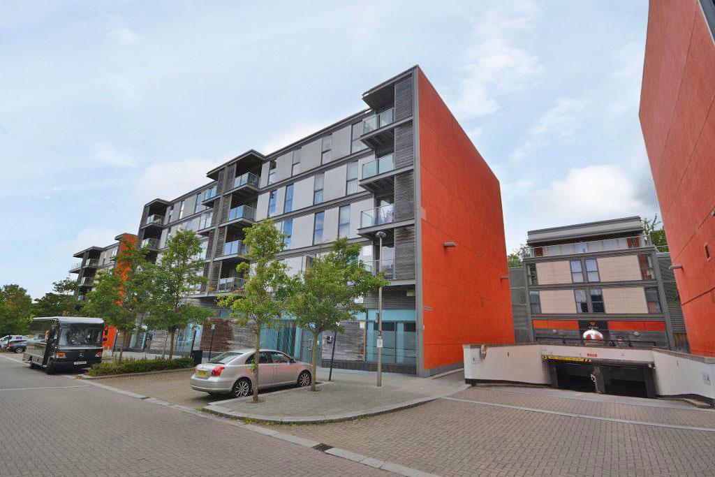 2  Bed Apartment Property to Rent in Milton Keynes, MK9 2FD