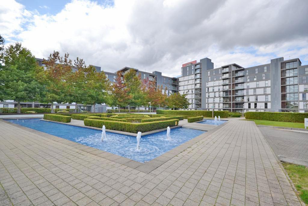 2 Bedroom Apartment to Rent in Milton Keynes, MK9 2FD