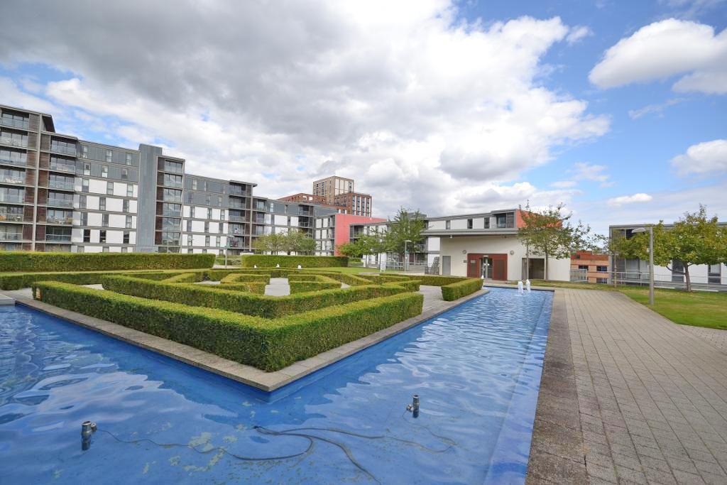 2 Bedroom Apartment to Rent in Milton Keynes, MK9 2FD