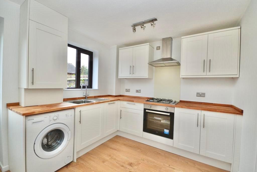 2 Bedroom Semi-Detached for Sale in Milton Keynes, MK4 1HQ