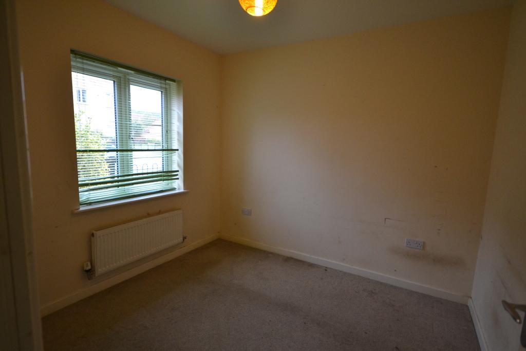 4 Bedroom Semi-Detached to Rent in Milton Keynes, MK4 4JQ