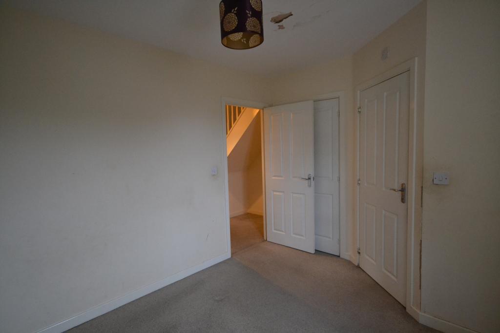 4 Bedroom Semi-Detached to Rent in Milton Keynes, MK4 4JQ