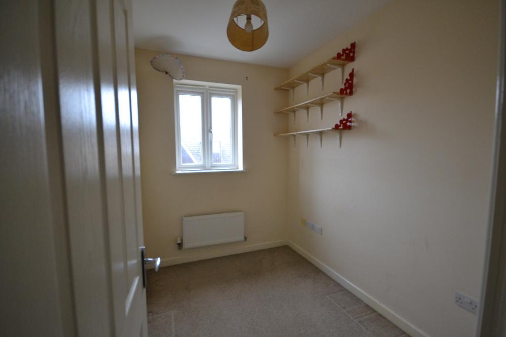 4 Bedroom Semi-Detached to Rent in Milton Keynes, MK4 4JQ