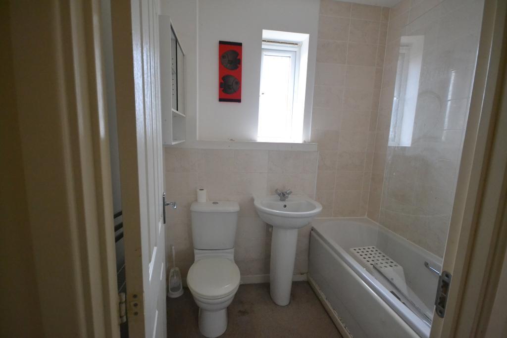 4 Bedroom Semi-Detached to Rent in Milton Keynes, MK4 4JQ