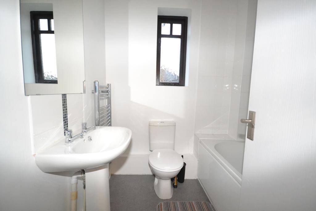 2 Bedroom Semi-Detached for Sale in Milton Keynes, MK4 1HQ