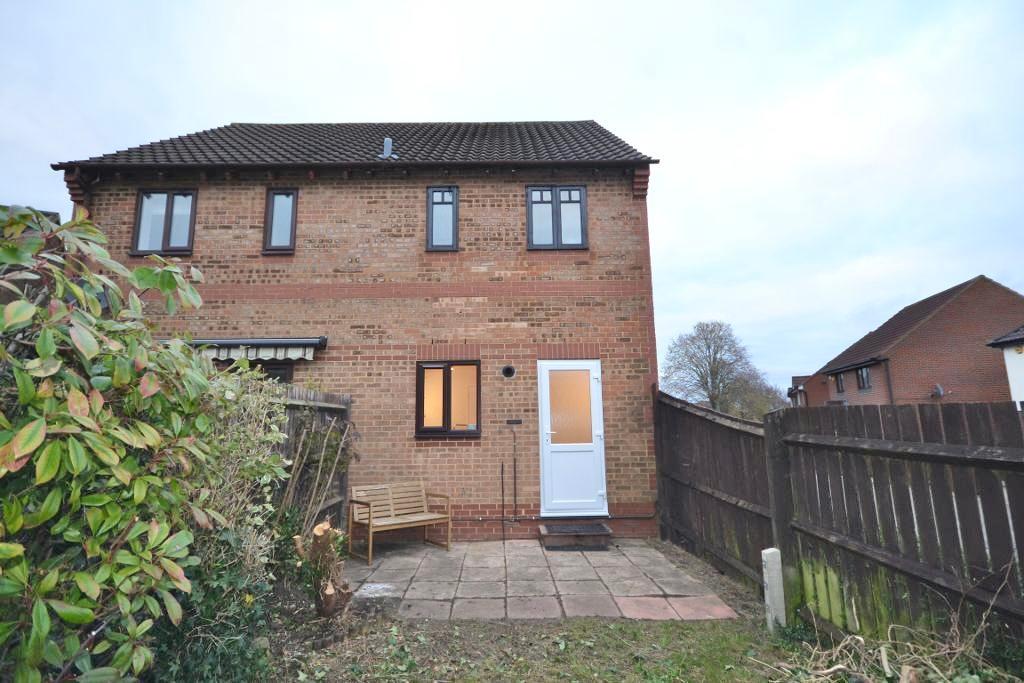 2 Bedroom Semi-Detached for Sale in Milton Keynes, MK4 1HQ