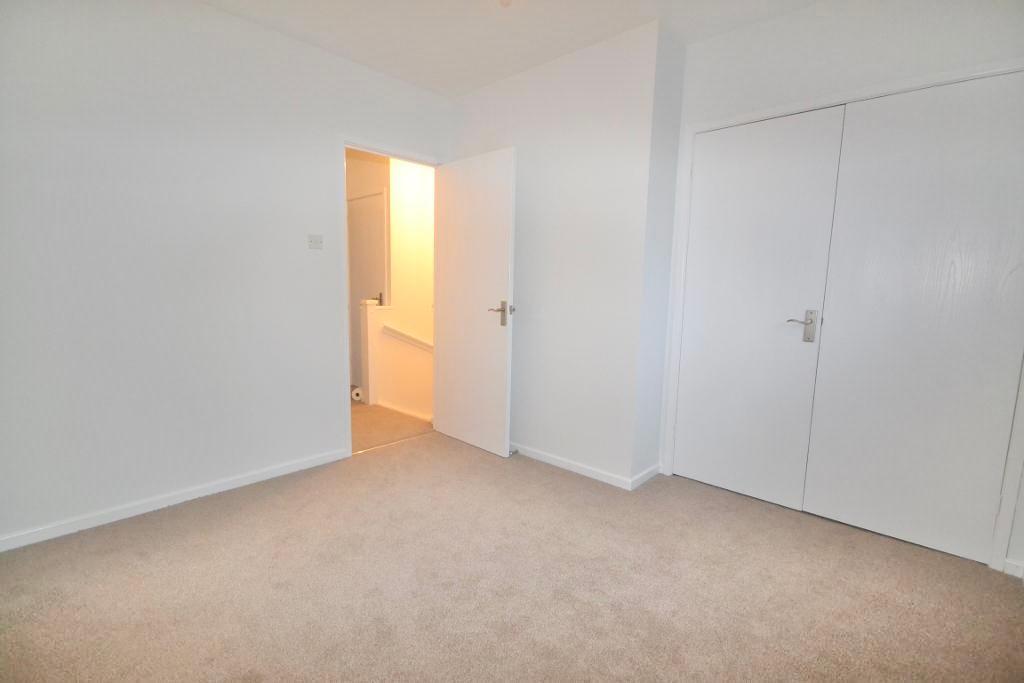 2 Bedroom Semi-Detached for Sale in Milton Keynes, MK4 1HQ