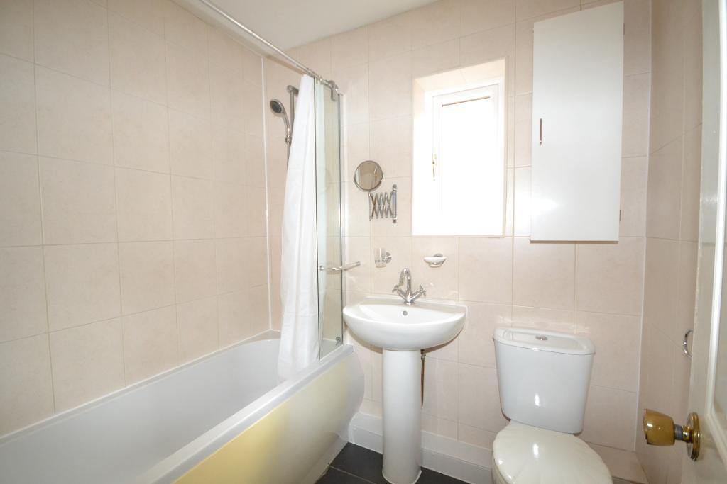 2 Bedroom Semi-Detached to Rent in Milton Keynes, MK8 8LL