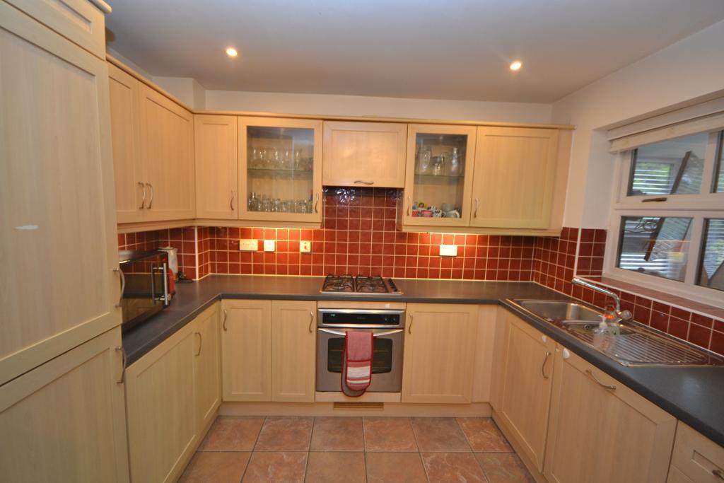 3 Bedroom Detached for Sale in Milton Keynes, MK10 9HS