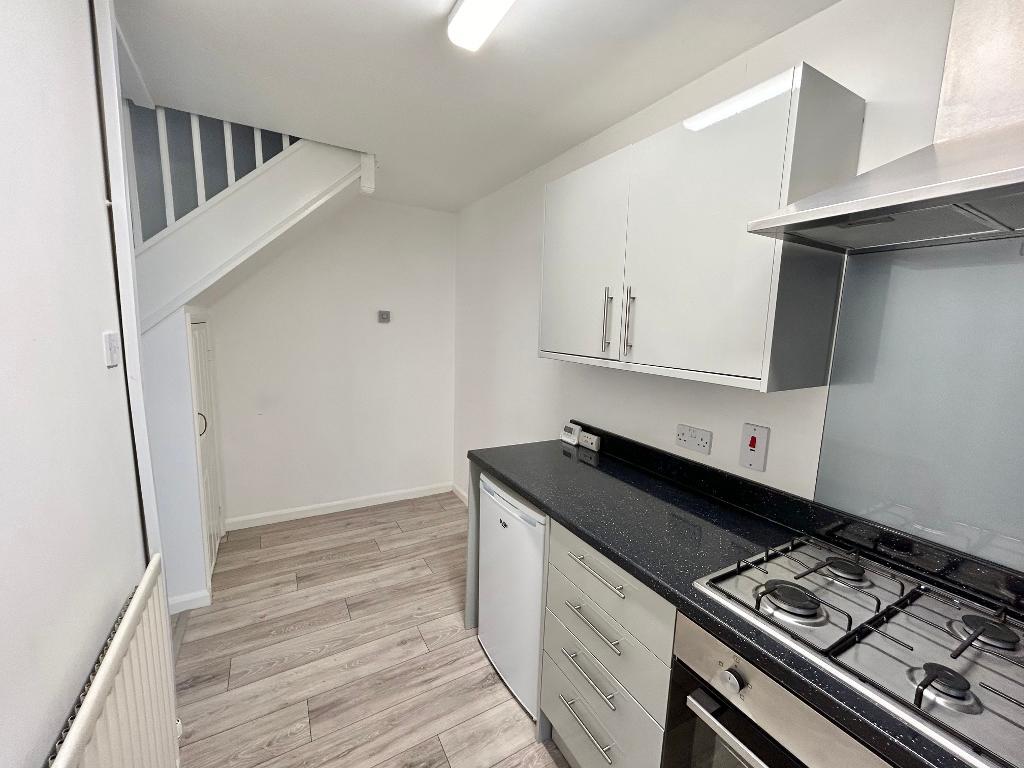 1 Bedroom Semi-Detached for Sale in Milton Keyens, MK4 2JQ