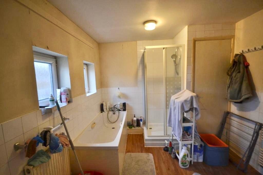 3 Bedroom Semi-Detached for Sale in Milton Keynes, MK4 1HT