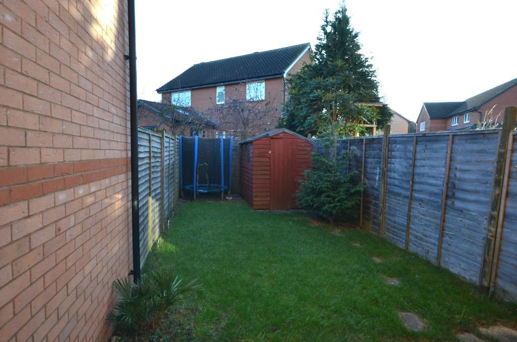 2 Bedroom End Terraced to Rent in Milton Keynes, MK7 7LL