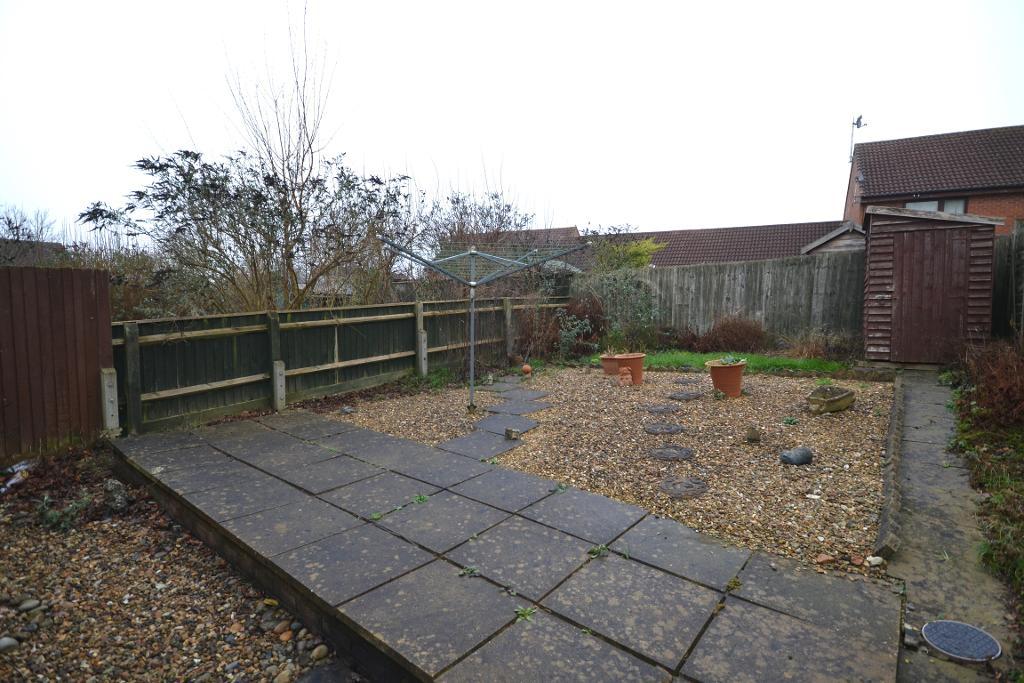 2 Bedroom Bungalow for Sale in Milton Keynes, MK4 3AL