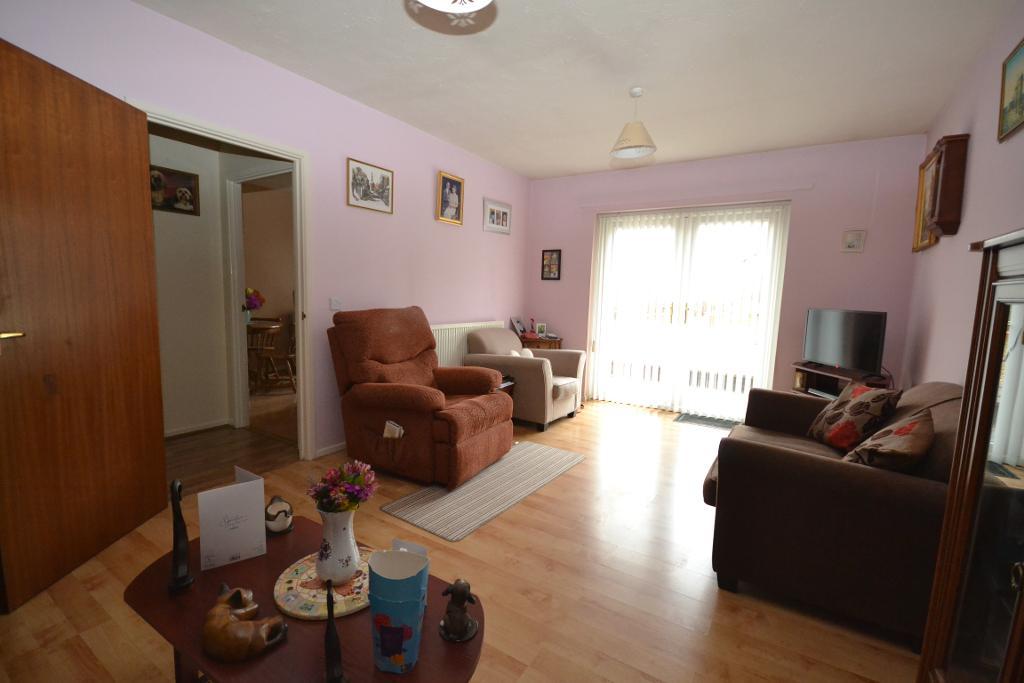 2 Bedroom Bungalow for Sale in Milton Keynes, MK4 3AL