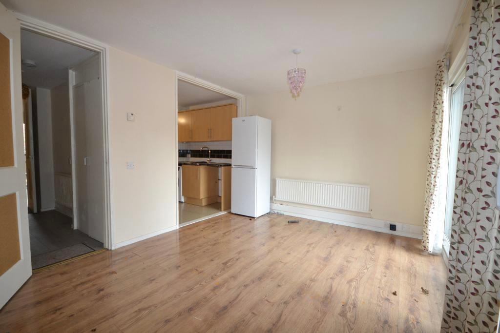 4 Bedroom Terraced for Sale in Milton Keynes, MK14 5DG