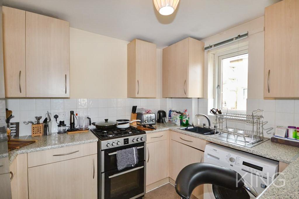 2 Bedroom Apartment for Sale in Milton Keynes, MK5 6GE