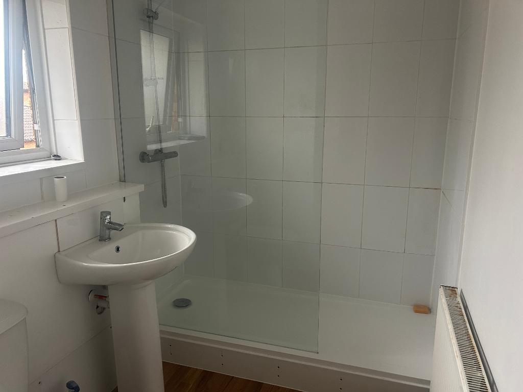 1 Bedroom Room to Rent in Milton Keynes, MK6 2NA