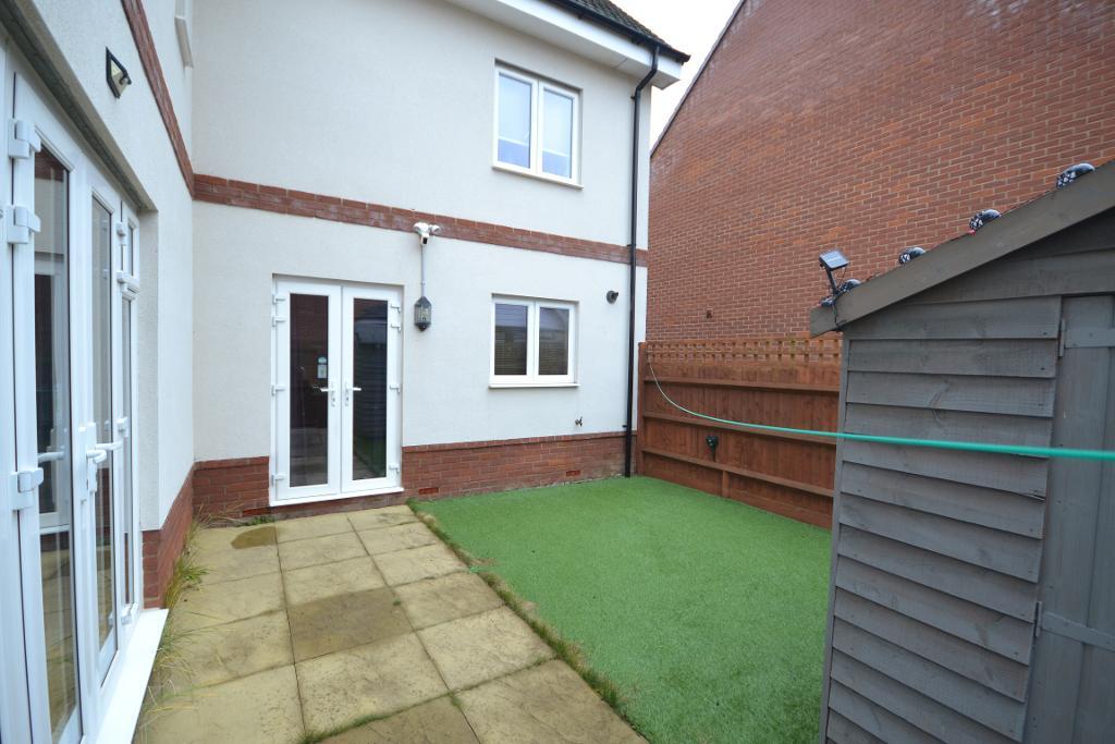 3 Bedroom Detached for Sale in Milton Keynes, MK3 5GX