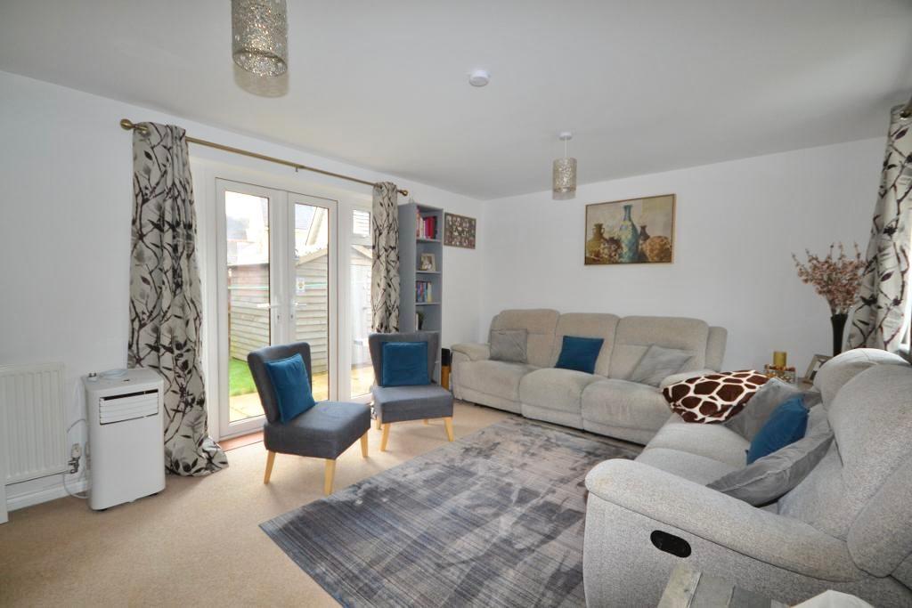 3 Bedroom Detached for Sale in Milton Keynes, MK3 5GX