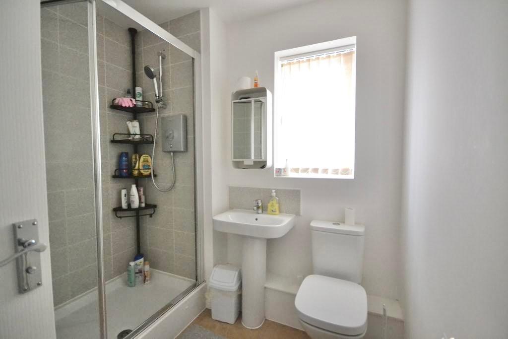 3 Bedroom Detached for Sale in Milton Keynes, MK3 5GX