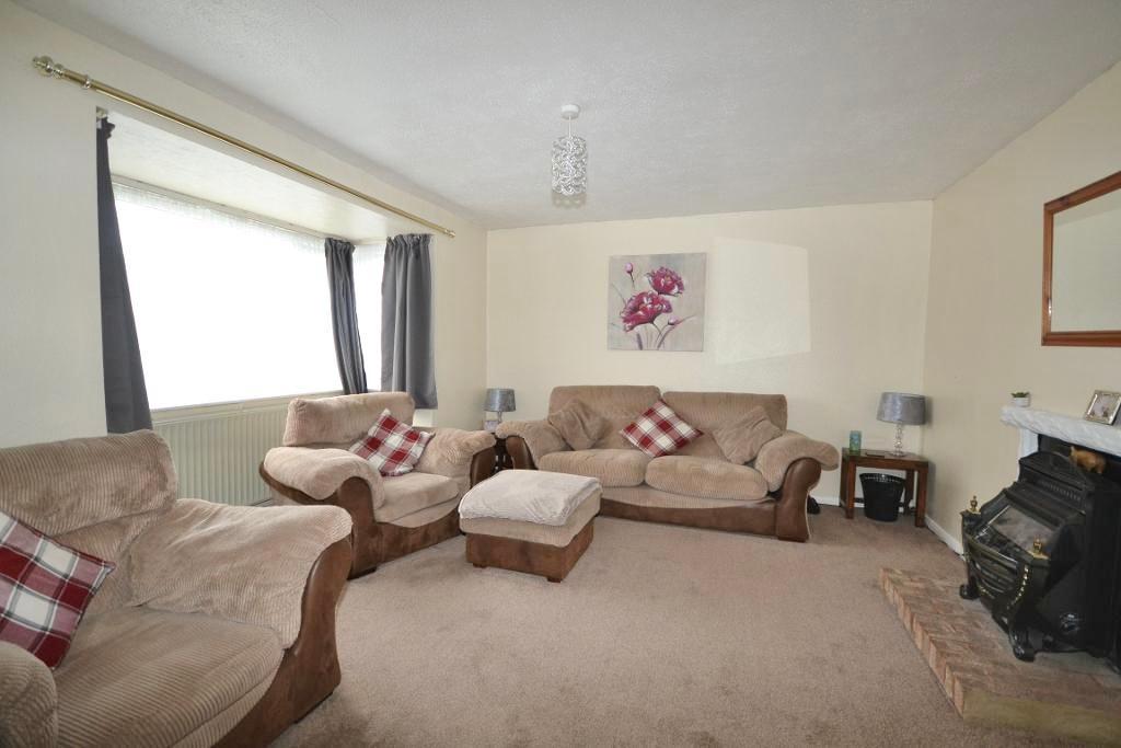 3 Bedroom Semi-Detached for Sale in Milton Keynes, MK3 6NP