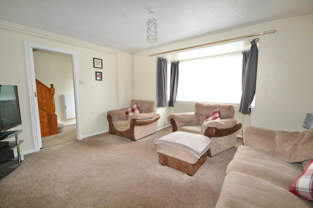 3 Bedroom Semi-Detached for Sale in Milton Keynes, MK3 6NP