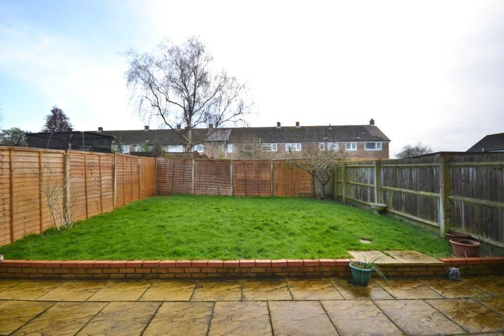 3 Bedroom Semi-Detached for Sale in Milton Keynes, MK3 6NP