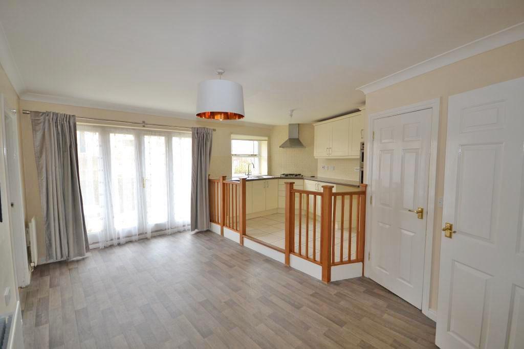 4 Bedroom Terraced for Sale in Milton Keynes, MK5 7HG