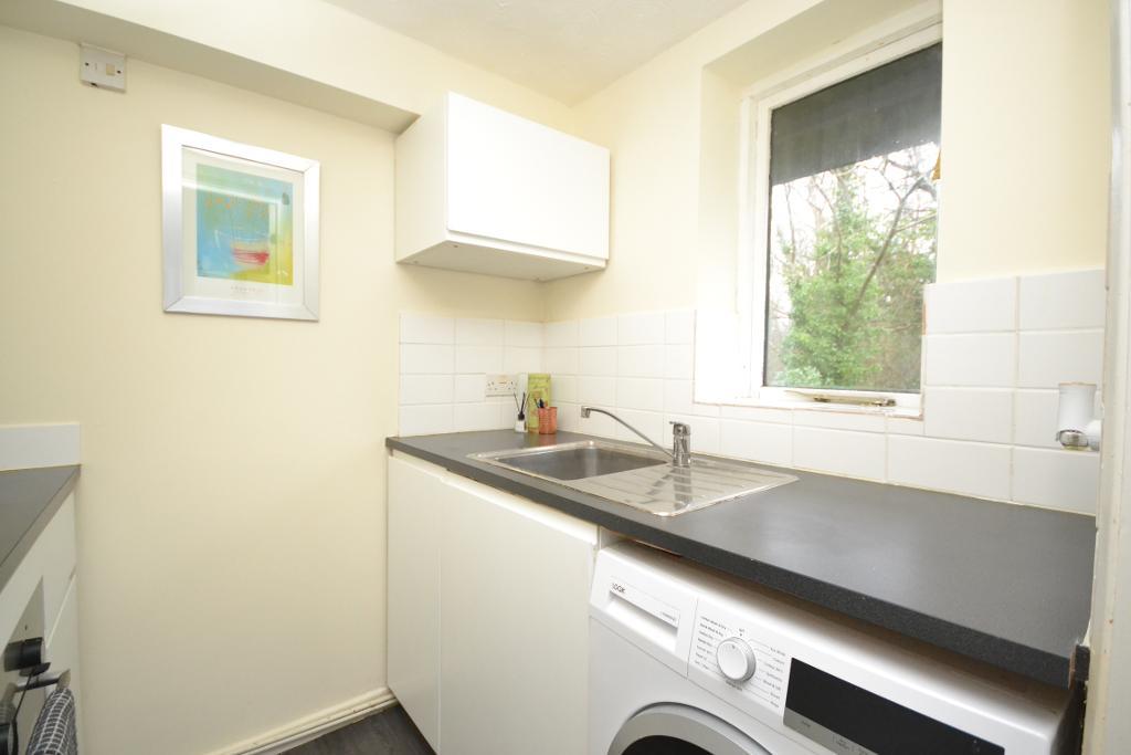 1 Bedroom Apartment for Sale in Milton Keynes, MK7 7ND