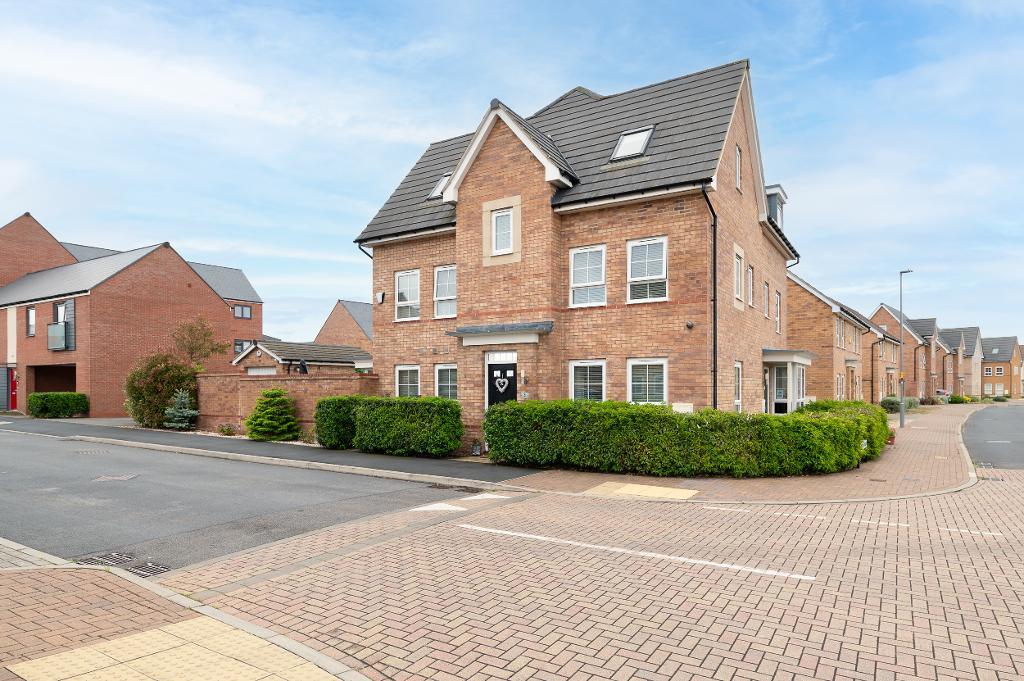 4  Bed Semi-Detached Property to Rent in Milton Keynes, MK10 7JZ