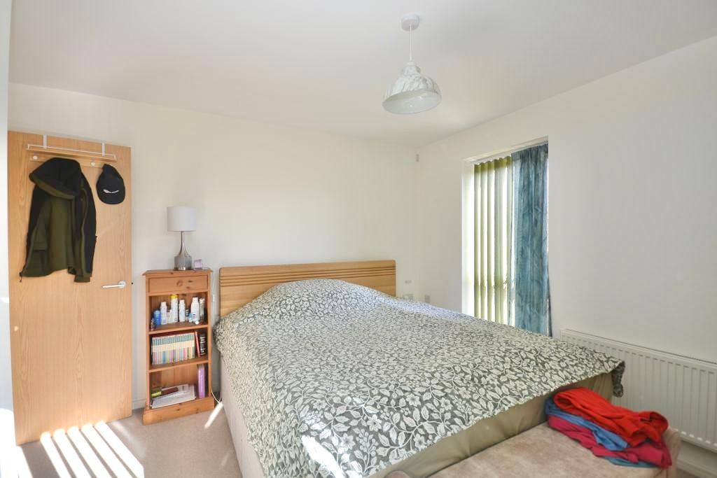 1 Bedroom Apartment for Sale in Milton Keynes, MK10 7EQ