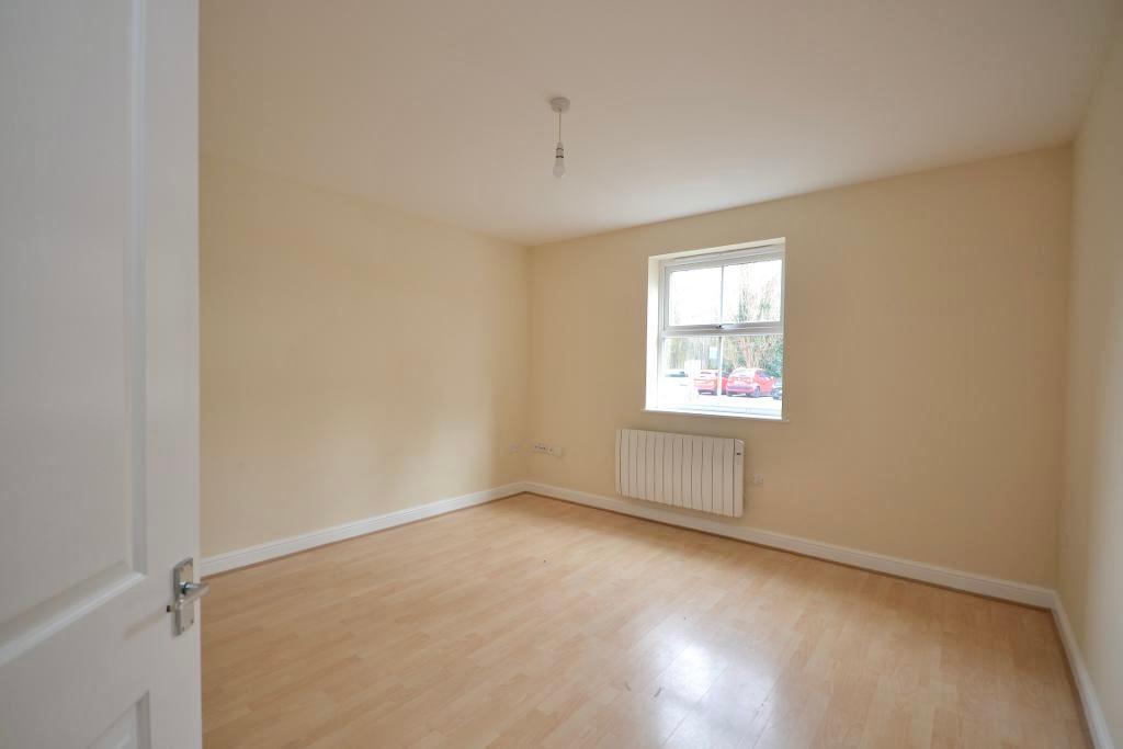 2 Bedroom Apartment for Sale in Milton Keynes, MK3 5BU