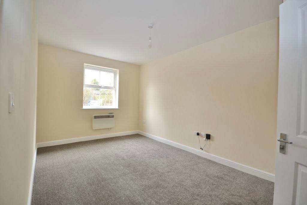 2 Bedroom Apartment for Sale in Milton Keynes, MK3 5BU